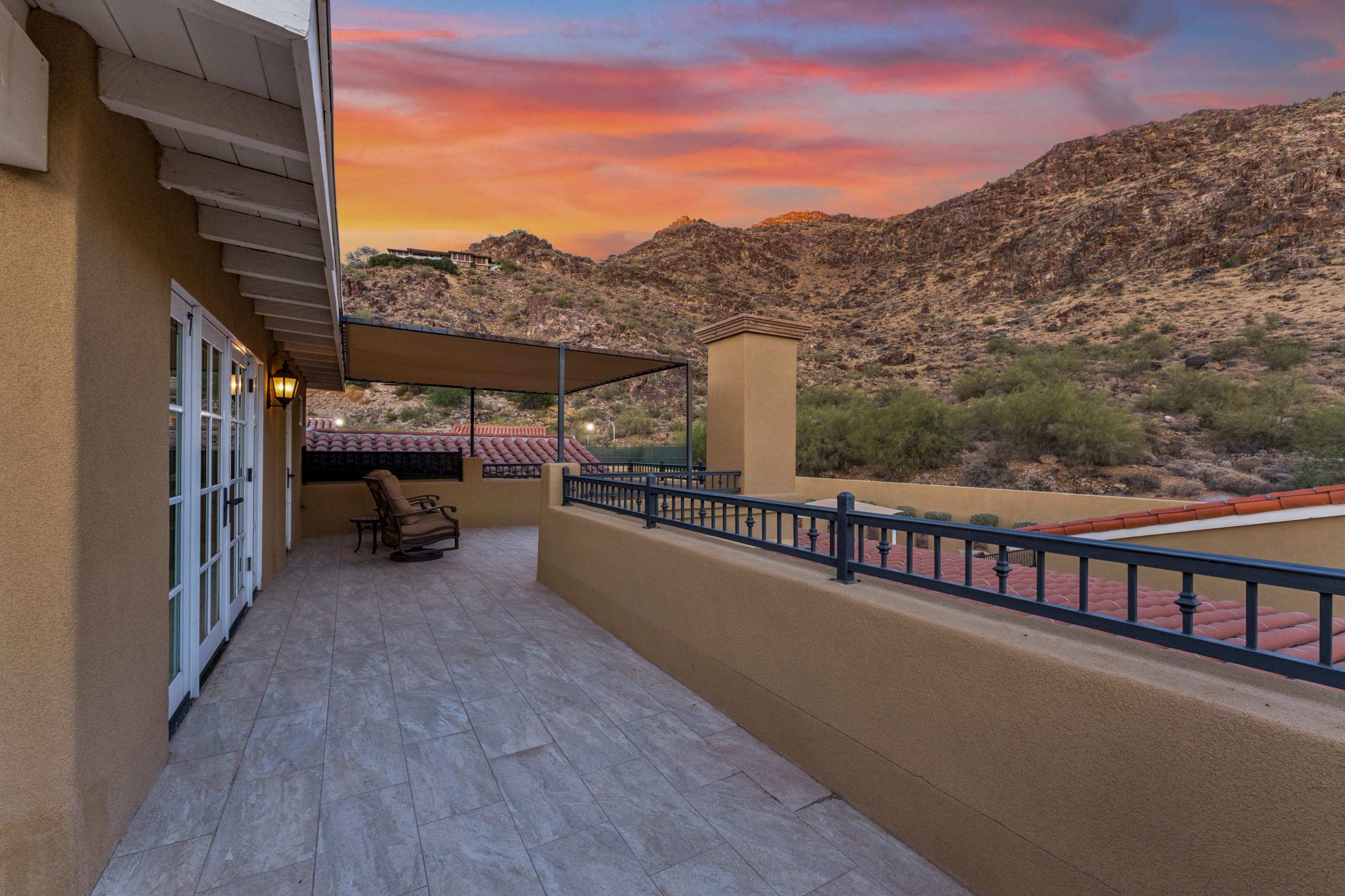 Upper balcony at sunset with canyon turning gold